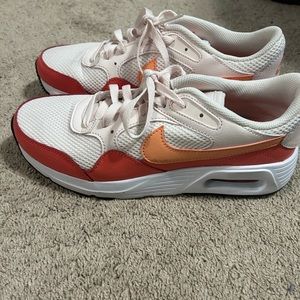 Women’s Nike air max shoes
